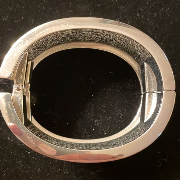 Contemporary Shine Hinged Silver-tone Unbranded Bracelet - Picture 5 of 5